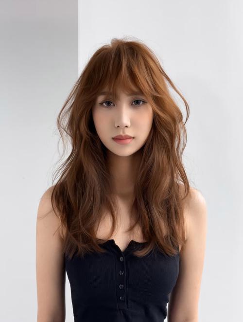 大脸圆脸女生发型_9款发型轻松变小脸 大脸圆脸女生发型_9款发型轻松变小脸