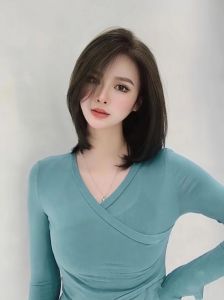 老年人齐肩锁骨发型_百搭优雅，尽显女性魅力