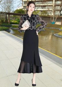 百搭黑色高腰鱼尾裙，时尚气质，多风格切换！