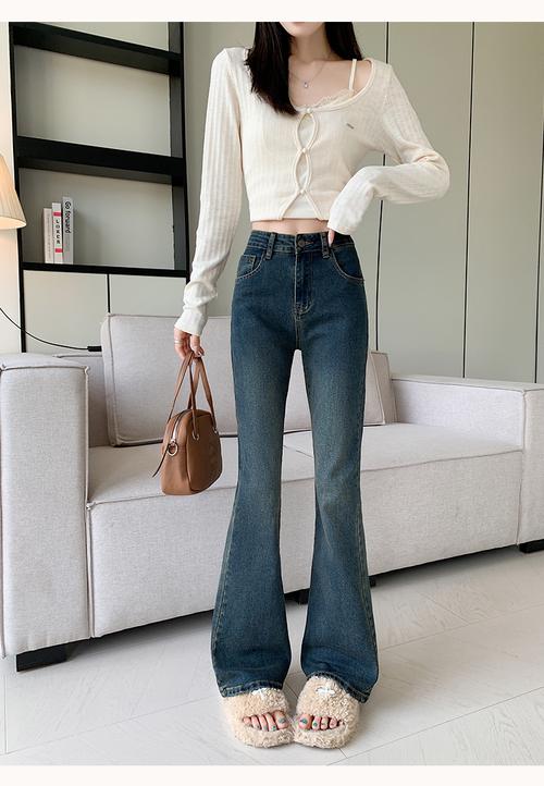 梨形身材能穿喇叭裤吗_梨形身材穿喇叭裤显腿细