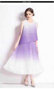 紫色百褶裙搭配高跟鞋_紫色百褶裙 夏日时尚，柔美百搭！