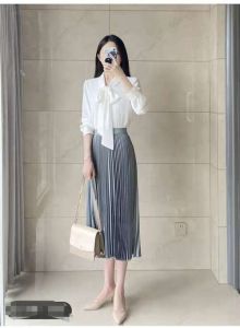 100种百褶裙搭配图片_百褶裙百搭实用，选对版型显气质