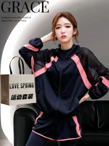 女黑色运动衣搭配_百搭时尚，实用好看！