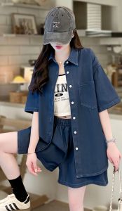 短袖衬衫搭配七分裤穿合适吗_短袖衬衫配七分裤，时尚百搭显个性