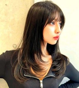 长瓜子脸适合什么发型_瓜子脸发型搭配指南，显脸小显气质！