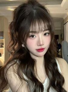 脸大的女生扎马尾发型_脸大女生马尾造型技巧