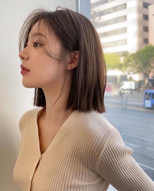 比齐肩发短一点的图片_时尚百搭，轻松变女神