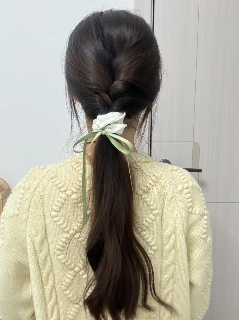 低双马尾适合什么脸型_圆脸心形脸福音,方脸长脸需技巧 低双马尾适合什么脸型_圆脸心形脸福音,方脸长脸需技巧