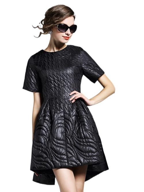 倒三角身材穿什么裙子_倒三角穿裙显平衡，V领A字裤显上窄下宽