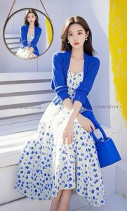 蓝色碎花裙子配什么颜色上衣_清爽休闲时尚全有