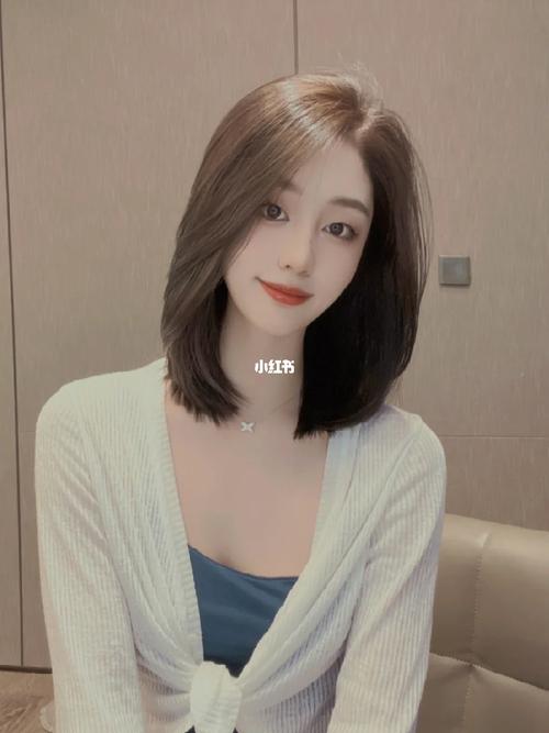 鹅蛋脸最佳发型图片_鹅蛋脸发型怎么选？