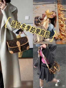 穿大衣配什么包_秋日大衣配对包包指南，显气质又实用！