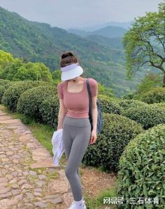 爬山千万别穿瑜伽裤_户外登山，别穿瑜伽裤！