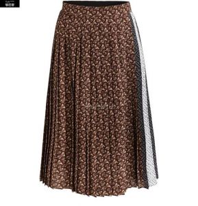 berberry松紧腰半身裙_舒适显瘦松紧腰A字裙，轻松穿脱显身材