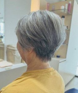 女后脑平适合发型图片_后脑勺扁,发型补救小技巧