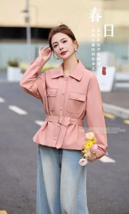 粉色短款小皮衣搭配图_甜酷结合，时尚百搭！