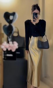 包臀长裙搭配短款外套_短外套显曲线，风衣显性感，西装显干练！