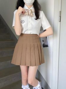 学院风百褶裙搭配什么鞋子_百褶裙配什么鞋？不同场合穿出不同风格！