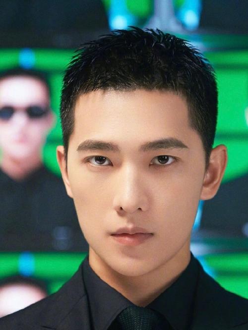 寸头发型图片_时尚短发,力量与个性的象征 寸头发型图片_时尚短发,力量与个性的象征