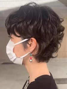 中老年烫发短发发型_中老年烫发变蓬松,选对发型显年轻