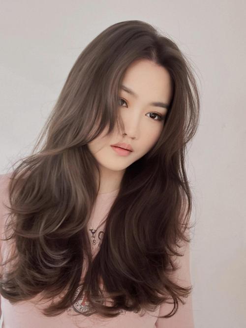 女发型图片中长发_中长发发型推荐，百搭甜美，气质满分！