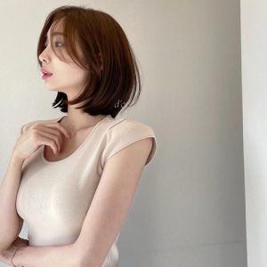 瓜子脸最忌三种发型_瓜子脸别选错发型,避免脸更长!