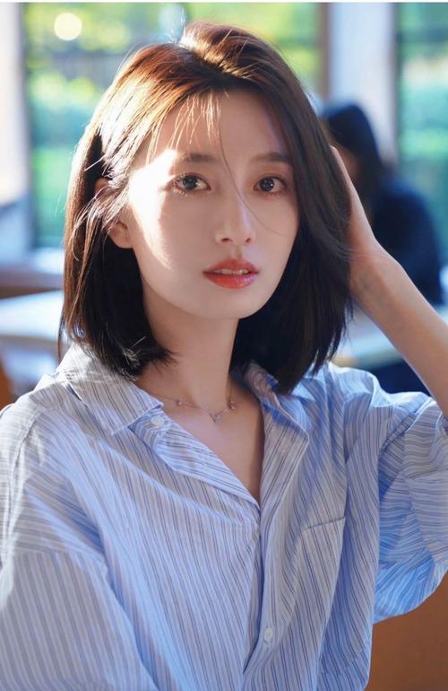 短披肩发型图片_优雅自信,脸型发量怎么选? 短披肩发型图片_优雅自信,脸型发量怎么选?