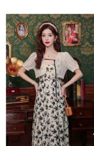 吊带裙配短款上衣图片_百搭吸睛，百变时尚！