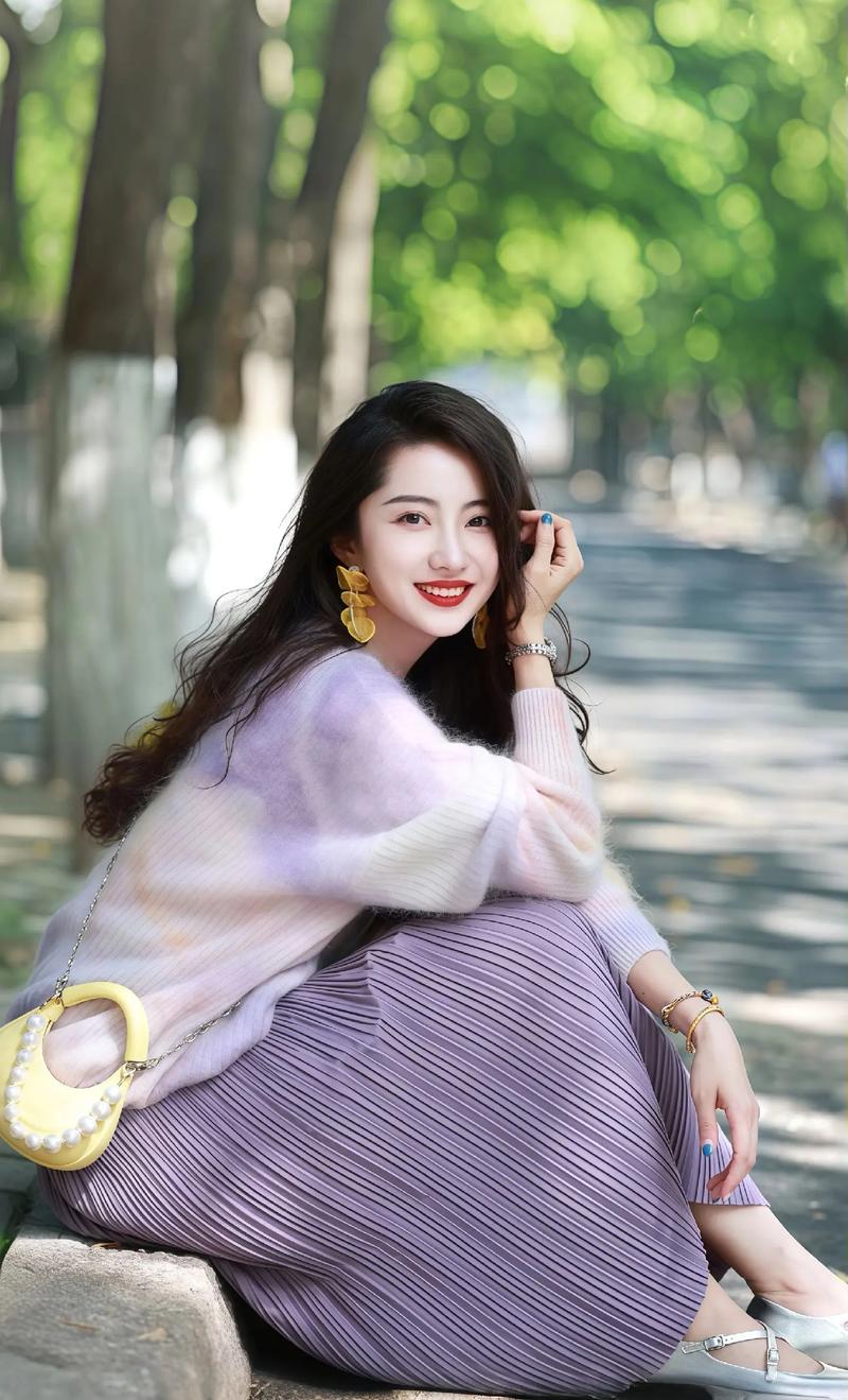 35岁到40岁女人穿衣搭配_简约舒适显气质