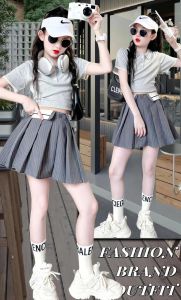 14岁女生百褶裙穿搭_优雅多变,风格随心变