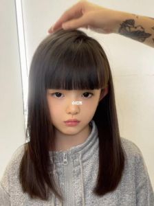 小女孩发型图片_自信时尚，简单又跟得上潮流