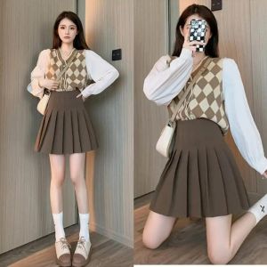 直筒裙和百褶裙搭配_百褶裙显瘦穿法与搭配