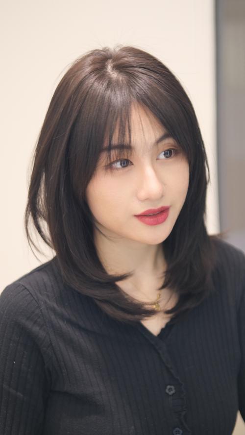 方圆脸30种最佳发型图_短发层次刘海显年轻，方圆脸锁骨发优选