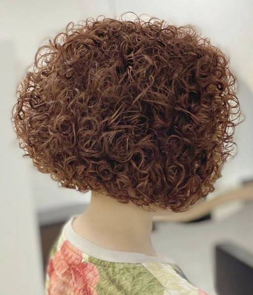 短头发烫卷发发型图片_烫卷发修饰脸型，气质百搭不挑脸型