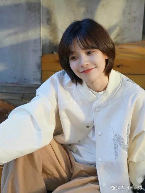 不烫不染自然短发发型_短发多风格，显脸型美