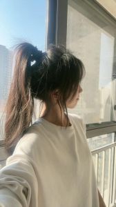 小个子女生适合扎高马尾吗_小个子女生扎马尾显高，选对发型气质好