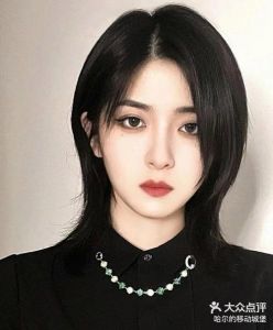 平碎发发型图片女_个性与自信的象征