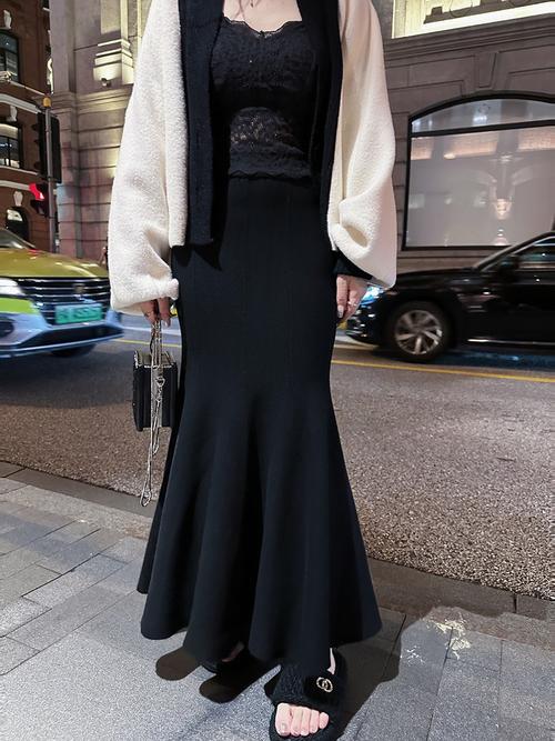 针织包臀半身长裙搭配_秋冬百搭,通勤约会皆宜 针织包臀半身长裙搭配_秋冬百搭,通勤约会皆宜