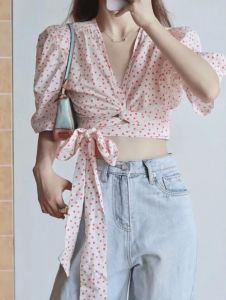 腿细腰粗肚子大穿搭裤子_高腰裤配A字裙显腿长,简约时尚!